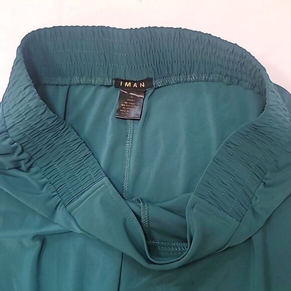 Iman Women's Wide-Legged Slacks - Picture 2 of 4